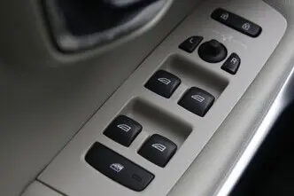 Volvo V40, 2.0, 140 kW, diisel, manuaal, esivedu