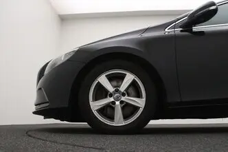 Volvo V40, 2.0, 140 kW, diisel, manuaal, esivedu