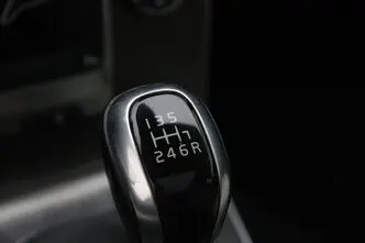Volvo V40, 2.0, 140 kW, diisel, manuaal, esivedu