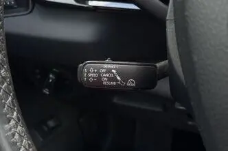 Škoda Karoq, 1.0, 85 kW, bensiin, automaat, esivedu