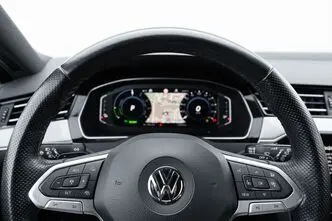 Volkswagen Passat, 1.4, 158 kW, diisel, automaat
