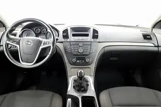Opel Insignia, 1.8, 140 kW, petrol, manual, front-wheel drive