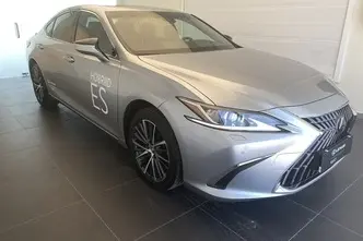 Lexus ES 300, 2.5, 131 kW, гибрид, автомат, передний привод