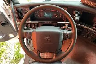 Volvo FM 410 6x2*4, 308 kW, diisel, automaat