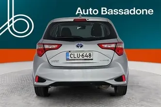 Toyota Yaris, 1.5, 74 kW, hübriid, automaat, esivedu