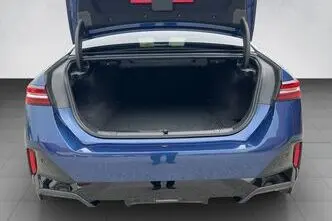BMW i5, 290 kW, electric, automatic, four-wheel drive