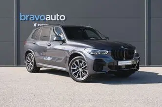 BMW X5, 3.0, 210 kW, hybrid, automatic, four-wheel drive