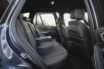 BMW X5, 3.0, 210 kW, hybrid, automatic, four-wheel drive