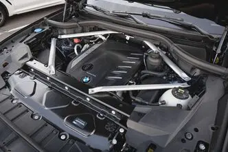 BMW X5, 3.0, 210 kW, hybrid, automatic, four-wheel drive