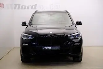 BMW X5, 3.0, 210 kW, hybrid, automatic, four-wheel drive
