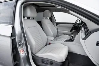 Volkswagen Passat, 1.4, 160 kW, bensiin, automaat, esivedu