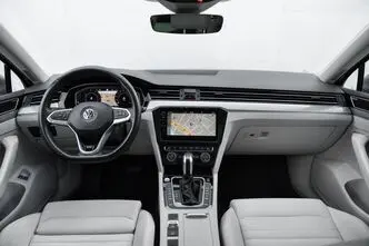 Volkswagen Passat, 1.4, 160 kW, bensiin, automaat, esivedu
