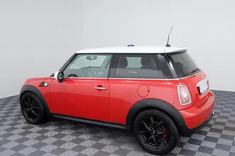 MINI Cooper, 1.6, 119 kW, bensiin, automaat, esivedu