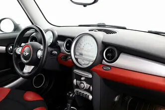 MINI Cooper, 1.6, 119 kW, bensiin, automaat, esivedu