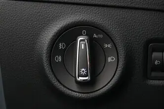 Škoda Superb, 1.6, 88 kW, diisel, manuaal, esivedu