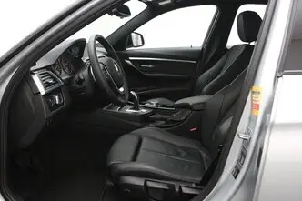 BMW 320, 2.0, 135 kW, bensiin, automaat, tagavedu