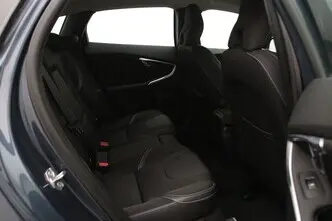 Volvo V40, 1.5, 90 kW, bensiin, automaat, esivedu