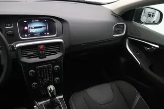 Volvo V40, 1.5, 90 kW, bensiin, automaat, esivedu