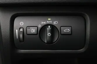 Volvo V40, 1.5, 90 kW, bensiin, automaat, esivedu