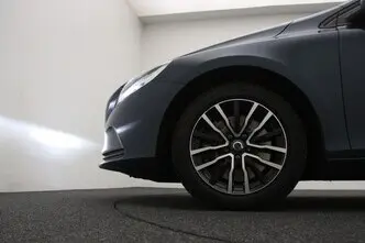 Volvo V40, 1.5, 90 kW, bensiin, automaat, esivedu