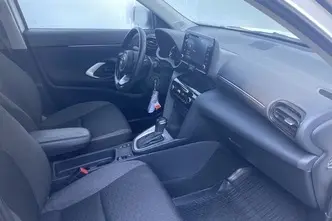 Toyota Yaris Cross, 1.5, 68 kW, hübriid, automaat, esivedu
