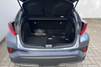 Toyota C-HR, 1.8, 72 kW, hübriid, automaat, esivedu