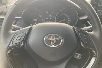 Toyota C-HR, 1.8, 72 kW, hübriid, automaat, esivedu