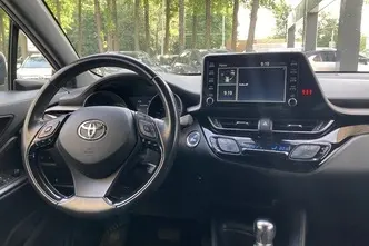 Toyota C-HR, 1.8, 72 kW, hybrid, automatic, front-wheel drive