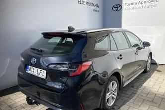 Toyota Corolla, 1.8, 72 kW, hybrid, automatic, front-wheel drive