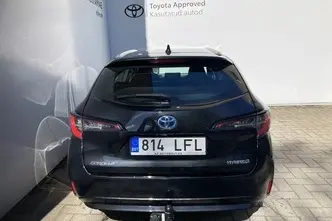 Toyota Corolla, 1.8, 72 kW, hybrid, automatic, front-wheel drive