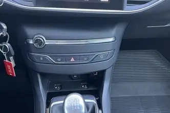Peugeot 308, 1.2, 81 kW, bensiin, manuaal, esivedu