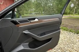 Volkswagen Passat, 110 kW, diesel, automatic, front-wheel drive