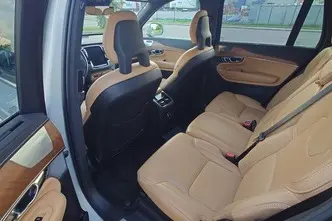 Volvo XC90, 2.0, 297 kW, hybrid, automatic, four-wheel drive