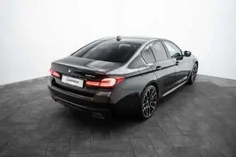 BMW 530, 2.0, 215 kW, automatic, four-wheel drive