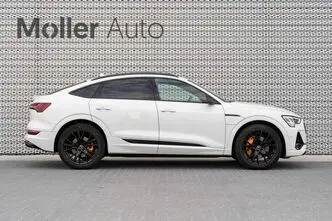 Audi e-tron, 300 kW, electric, automatic, four-wheel drive
