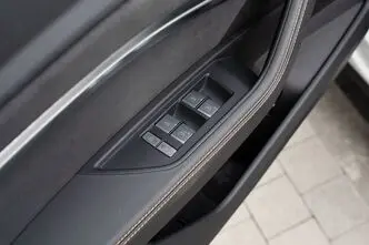 Audi e-tron, 300 kW, electric, automatic, four-wheel drive
