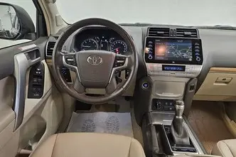 Toyota Land Cruiser, 2.8, 150 kW, diesel, automatic, four-wheel drive
