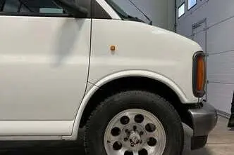 Chevrolet Express, 5.0, 169 kW, bensiin, automaat, tagavedu