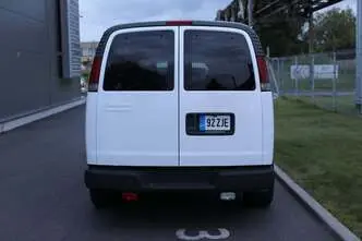 Chevrolet Express, 5.0, 169 kW, bensiin, automaat, tagavedu
