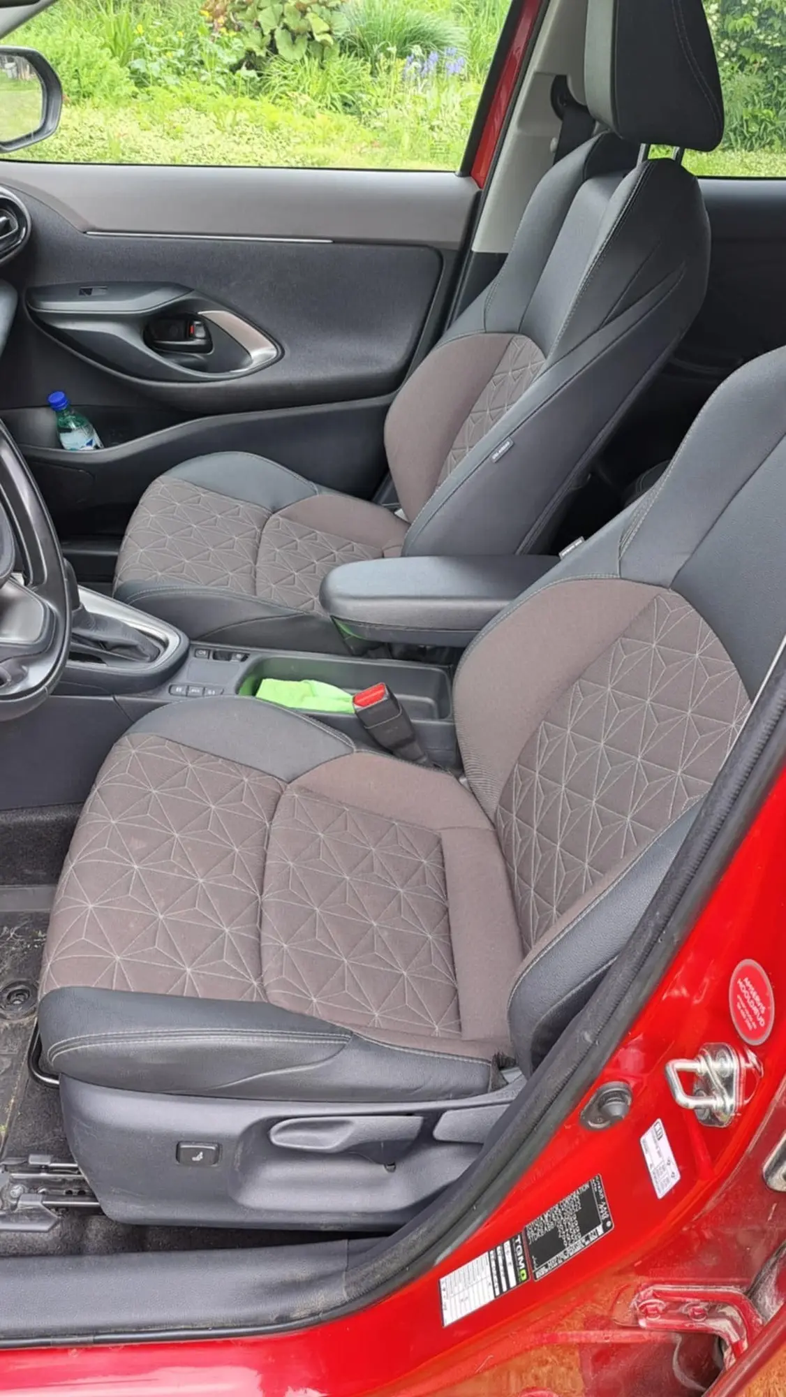 Toyota Yaris Cross, 1.5, 68 kW, hybrid, automatic, front-wheel drive
