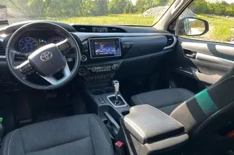 Toyota Hilux, 2.4, 110 kW, diesel, automatic, four-wheel drive