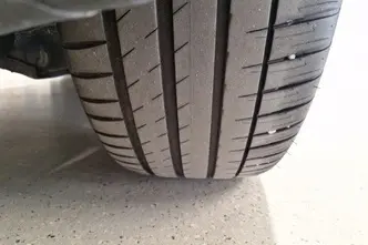 Tesla Model Y, 258 kW, elekter, automaat, nelikvedu