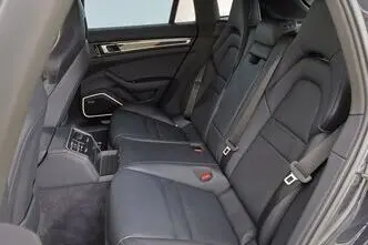Porsche Panamera, 2.9, 324 kW, гибрид, автомат, полный привод