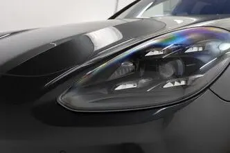 Porsche Panamera, 2.9, 324 kW, гибрид, автомат, полный привод