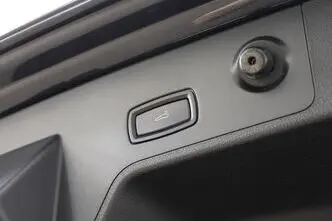Porsche Panamera, 2.9, 324 kW, гибрид, автомат, полный привод
