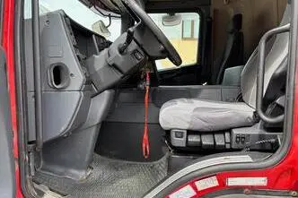 Scania P360, 264 kW, diisel, automaat