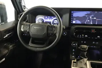 Toyota Land Cruiser, 2.8, 151 kW, дизель, автомат, полный привод