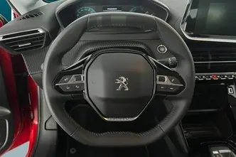 Peugeot e-208, электричество, автомат, передний привод