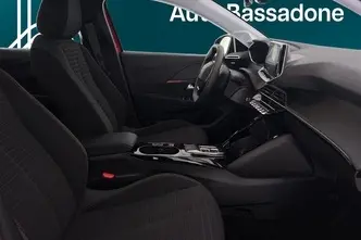 Peugeot e-208, электричество, автомат, передний привод