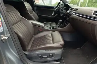 Škoda Superb, 2.0, 110 kW, diesel, automatic, front-wheel drive